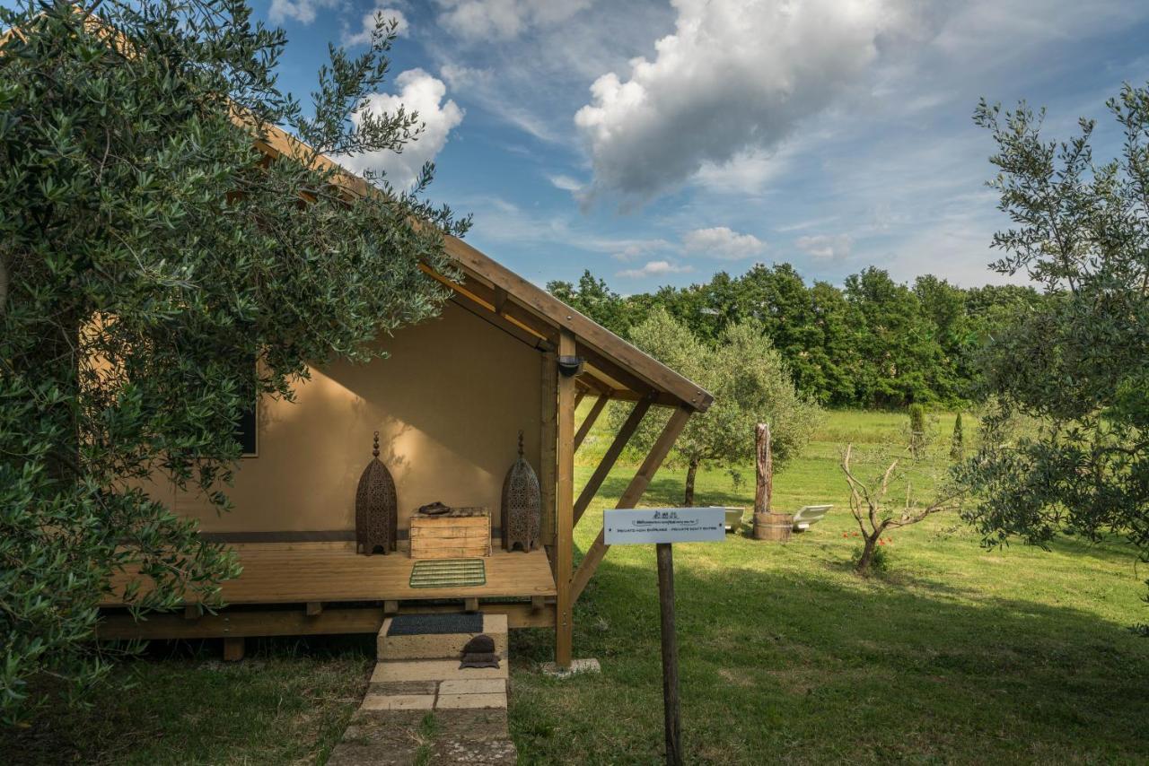 Glamping In Toscana, Luxury Tents In Agriturismo Biologico Sorano  Dış mekan fotoğraf